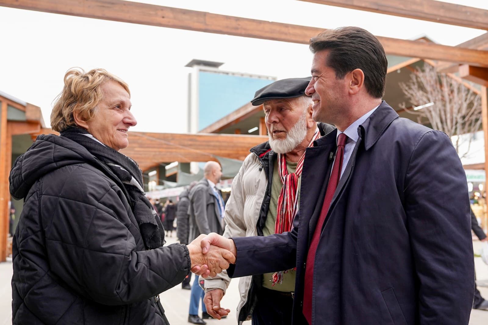 Fb47899C A7C6 48F1 9Cf8 3B5Bc3E8E544