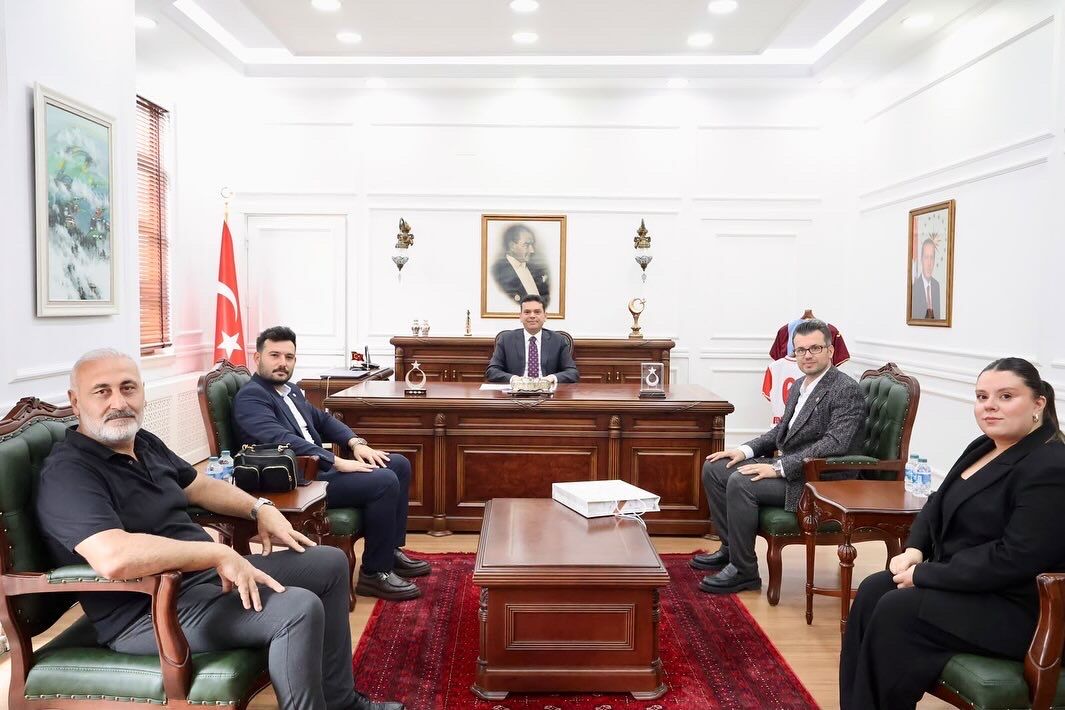 Yeni Parti Grubu’ndan Kaymakam Şahin’e Ziyaret