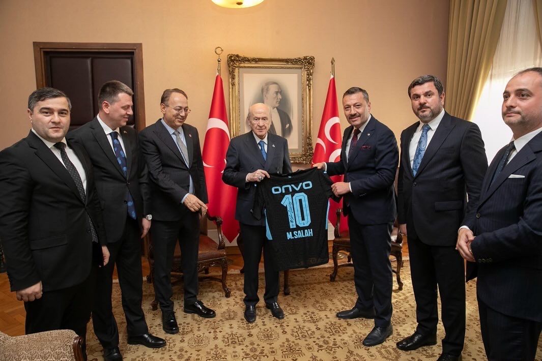 MHP İl Başkanı Hacısalihoğlu’ndan Lider Devlet Bahçeli’ye Anlamlı Hediye